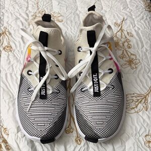 Nike Women's Cream, Black & Pink Accent Sneakers